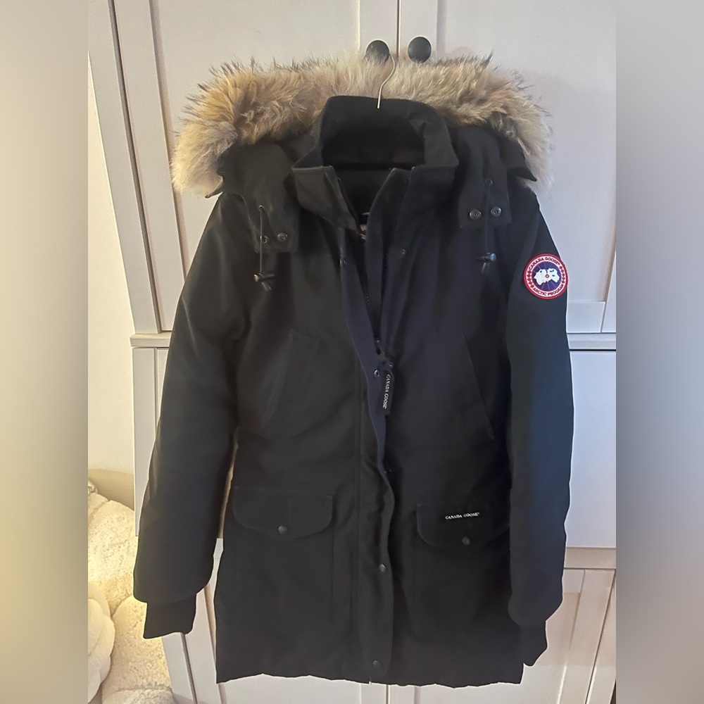 Canada Goose Trillium Black Parka with Fur Hood